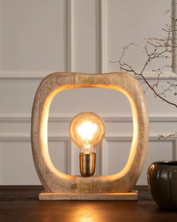 Lampe av tre