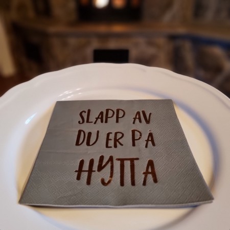 Servietter Slapp av..... grå med gulltrykk - Trend design